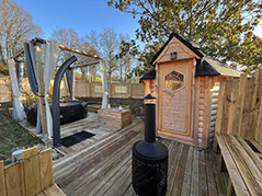 Spa Nordique - exterieur - Espace Bien-étre chez Flo & Marc - leshotesdechouzy